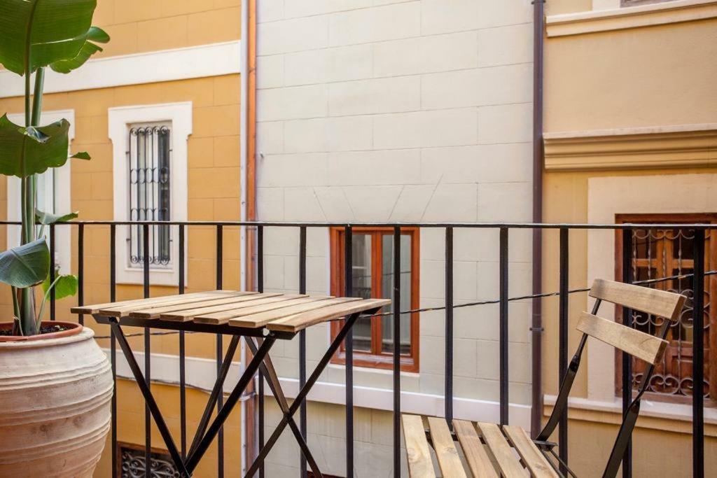 Mediterranean Flats Plaza Redonda Valência Exterior foto